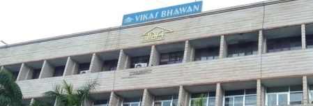 जम्मू में रिंग रोड कॉरिडोर के किनारे चलाया गया सबसे बड़ा ध्वस्तीकरण अभियान, 15 अवैध निर्माणों पर चला बुलडोजर