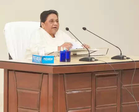 महिला सम्मान और संवैधानिक मर्यादाओं से खिलवाड़ दुर्भाग्यपूर्ण : मायावती