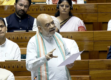 ‘वामपंथियों ने आदिवासियों को बहकाया’, लोकसभा में नक्सलवाद के मुद्दे पर अमित शाह का बड़ा बयान