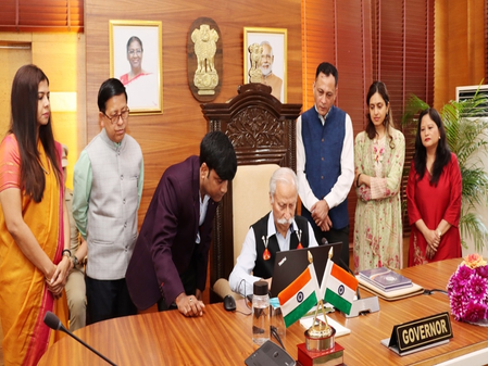 जनगणना 2027: अरुणाचल के राज्यपाल ने की स्व-गणना, लोगों से बढ़-चढ़कर भागीदारी की अपील