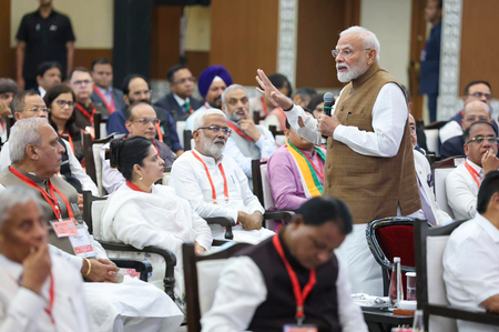 जल सुरक्षा पर केंद्र और राज्यों को मिलकर काम करना होगा: पीएम मोदी