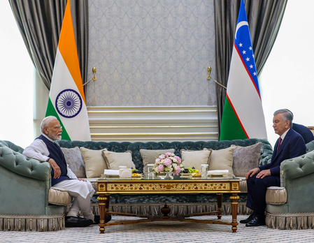 उज्बेकिस्तान: प्रधानमंत्री मोदी की राष्ट्रपति मिर्जियोयेव के साथ बैठक, व्यापार और निवेश समेत कई मुद्दों पर चर्चा
