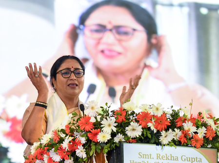 रेखा सरकार का किसान हितैषी बड़ा फैसला, फसल नुकसान पर मिलेगा 75 हजार रुपए प्रति हेक्टेयर मुआवजा
