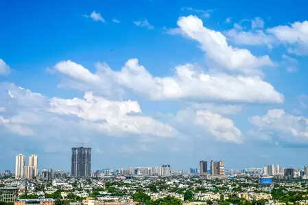 एनसीआर में थमी बारिश, अब बढ़ेगा पारा, तेज धूप और उमस करेगी परेशान