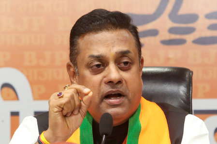 चुनाव आयोग पर विपक्ष के आरोप लोकतंत्र को बदनाम करने की साजिश: संबित पात्रा