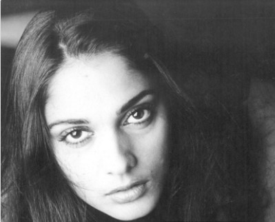 फिल्मों में आने से पहले थिएटर में बहुत कुछ सीखा : अनु अग्रवाल