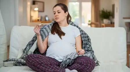 ठंड, थकान और संक्रमण से बचाव, सर्दियों में गर्भवती महिलाएं कैसे रखें खुद का ख्याल?