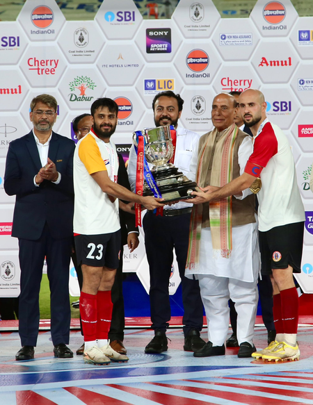डूरंड कप 2026: ईस्ट बंगाल ने मोहन बागान को हराकर जीता खिताब, रक्षा मंत्री राजनाथ सिंह ने दी बधाई