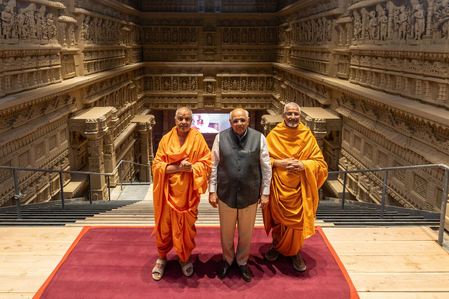 सीएम भूपेंद्र पटेल ने अमेरिका के बीएपीएस स्वामीनारायण अक्षरधाम को भारतीय संस्कृति और सेवा का बताया वैश्विक प्रकाशस्तंभ