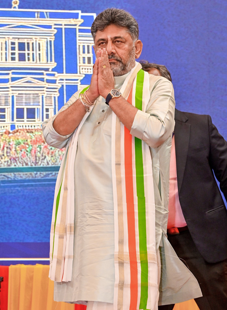 सीएम शिवकुमार ने सिद्धारमैया के साथ मतभेद की बात नकारी, महिलाओं को कैबिनेट में जगह देने का वादा