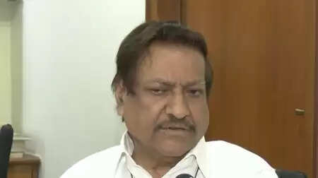 ‘क्या ट्रंप हमारे प्रधानमंत्री का अपहरण करेंगे’: कांग्रेस नेता पृथ्वीराज चव्हाण