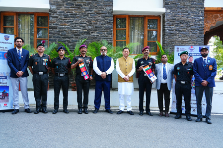एनआईएम के चार सफल पर्वतारोहण अभियानों का फ्लैग-इन, सीएम धामी ने पर्वतारोहियों को सराहा