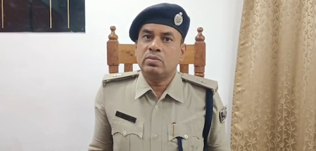 पटना: शेयर मार्केट में दोगुना रिटर्न का झांसा देकर करोड़ों की ठगी, आरोपी श्रीधर पाठक गिरफ्तार