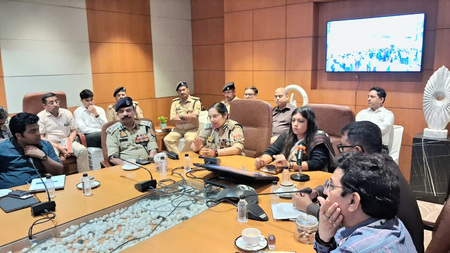 यूपी इंटरनेशनल ट्रेड शो को लेकर तैयारियां अंतिम चरण में, सुरक्षा और यातायात व्यवस्था पर विशेष जोर