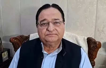 હિન્દુ-મુસ્લિમ વિભાગને પ્રોત્સાહન આપવા માટે ગિરિરાજ સિંહનો એજન્ડા: સેન્ટ હસન