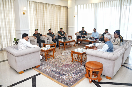 मध्य प्रदेश: जनरल उपेंद्र द्विवेदी से मिले सीएम मोहन यादव, कई विषयों पर हुई चर्चा
