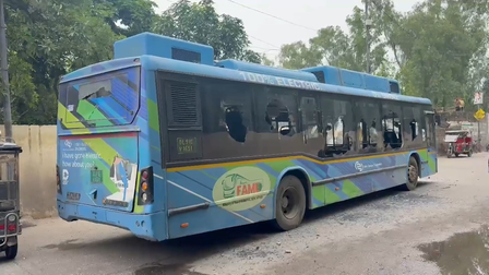 दिल्ली : कोंडली मोड़ पर तेज रफ्तार डीटीसी बस ने स्कूटी को मारी टक्कर, स्कूल जा रही छात्रा की मौत