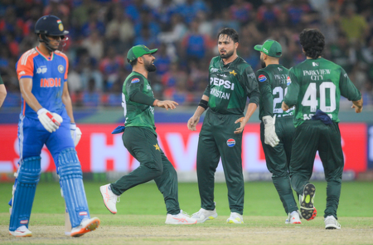 टी20 वर्ल्ड कप में पाकिस्तान की भागीदारी पर अनिश्चितता, आइसलैंड और युगांडा ने कर दिया ट्रोल