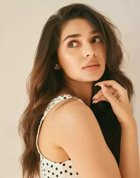 फिल्म 'वा वाथियार' की शूटिंग से एक रात पहले मैंने आत्मा देखी :  कृति शेट्टी