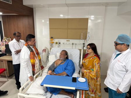मिथुन चक्रवर्ती का हुआ ऑपरेशन, सुवेंदु अधिकारी ने अस्पताल पहुंचकर जाना हाल