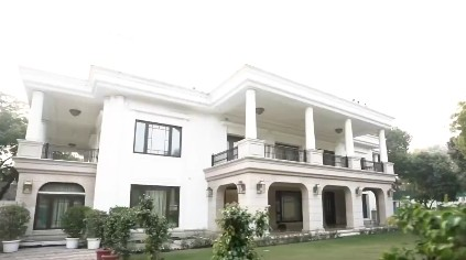 'शीश महल' का दौरा करेगी दिल्ली विधानसभा की पीएसी, केजरीवाल आवास पर हुए खर्च की होगी जांच