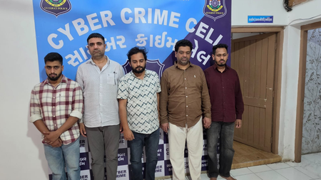 गुजरात में वजन घटाने और त्वचा इलाज के नाम पर बड़ा फर्जीवाड़ा, देशभर में फैले रैकेट के पांच आरोपी गिरफ्तार, करोड़ों बरामद