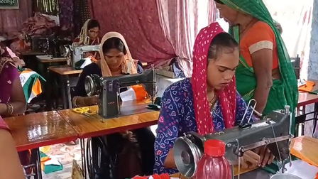 'हर घर तिरंगा' अभियान से जीविका दीदी लाभान्वित, समस्तीपुर में तैयार होंगे 80 हजार से अधिक तिरंगे