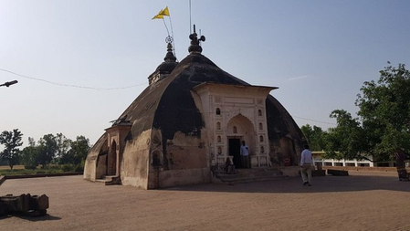 बारिश से 7 दिन पहले टपकने लगती है इस मंदिर की छत, सदियों बाद भी रहस्य बरकरार
