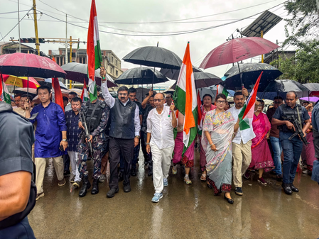 मणिपुर की क्षेत्रीय अखंडता की रक्षा के लिए सभी समुदायों को मिलकर काम करना चाहिए: सीएम खेमचंद सिंह