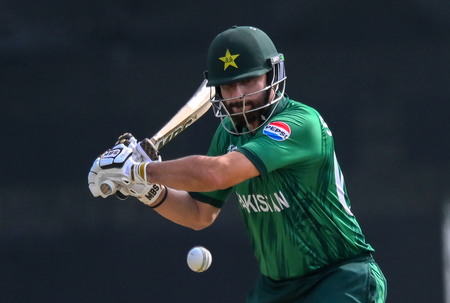 सदाकत-सलमान ने लगाए अर्धशतक, बांग्लादेश के खिलाफ 274 रन बनाकर ऑलआउट हुई पाकिस्तान टीम