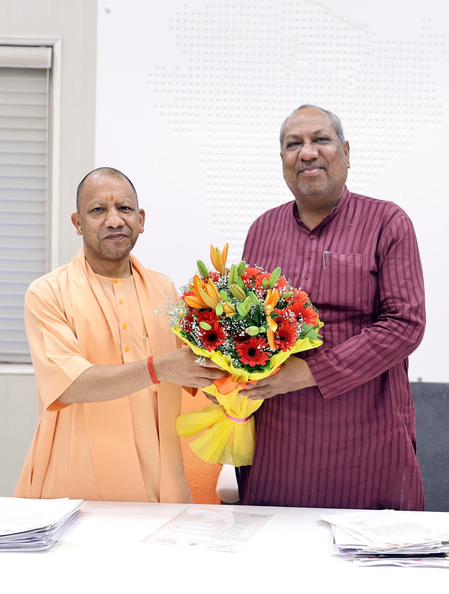 सीएम योगी समेत भाजपा नेताओं ने कैबिनेट मंत्री संजय निषाद को दी जन्मदिन की बधाई