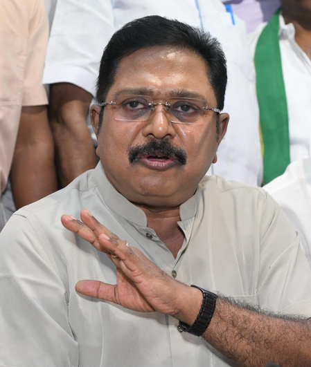 चेन्नई में जलभराव पर दिनाकरन ने विजय सरकार पर साधा निशाना, बारिश से निपटने की तैयारियों पर उठाए सवाल