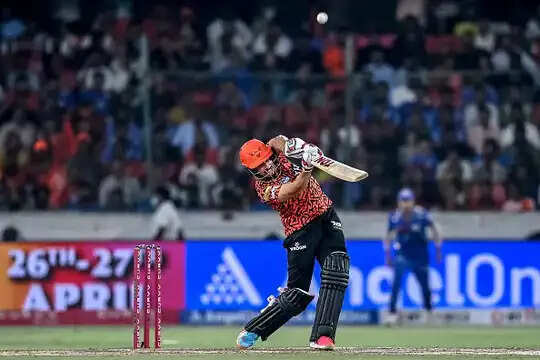 गलती से बना क्रिकेटर, अब काव्या मारन ने खेल दिया दांव, SRH की आखिरी उम्मीद है ये खिलाड़ी