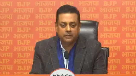 रेणुका चौधरी ने बाहर तो राहुल गांधी ने अंदर किया सदन का अपमान : संबित पात्रा