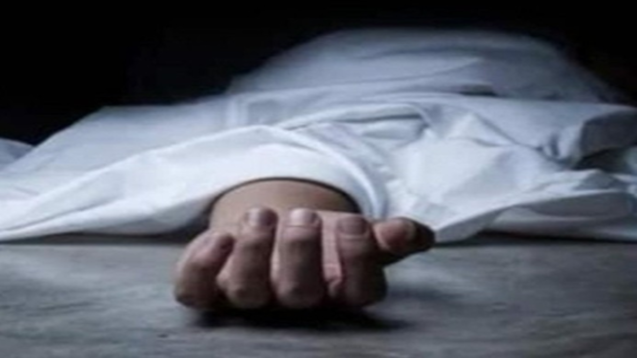 बंगाल: स्थानीय दुर्गा पूजा समिति पर नियंत्रण को लेकर झड़प, भाजपा कार्यकर्ता की मौत