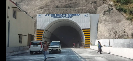 जम्मू-श्रीनगर हाईवे पर 3.5 किमी लंबी टनल तैयार, अमरनाथ यात्रा होगी आसान