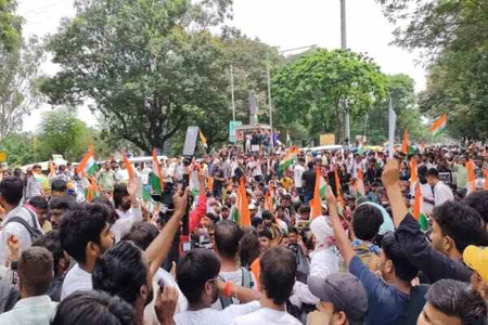 झारखंड : छात्रों की दो मांगों पर झुकने को तैयार नहीं सरकार, 20वें दिन भी आंदोलन जारी