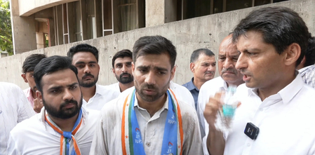 पंजाब यूनिवर्सिटी में छात्रों में सरकारों के खिलाफ गुस्सा, एनएसयूआई जीतेगी चुनाव: विनोद जाखड़