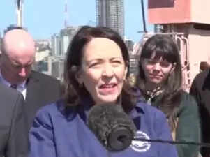 ट्रंप की टैरिफ नीति ने किसानों को वैश्विक बाजार से किया बाहर, व्यापार नीति पर सीनेटर का बयान