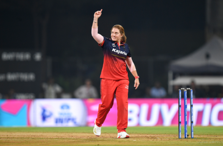 डब्ल्यूपीएल: शुरुआती 3 मुकाबलों में 8 विकेट, इस मामले में नंबर-2 बनीं नादिन डी क्लार्क