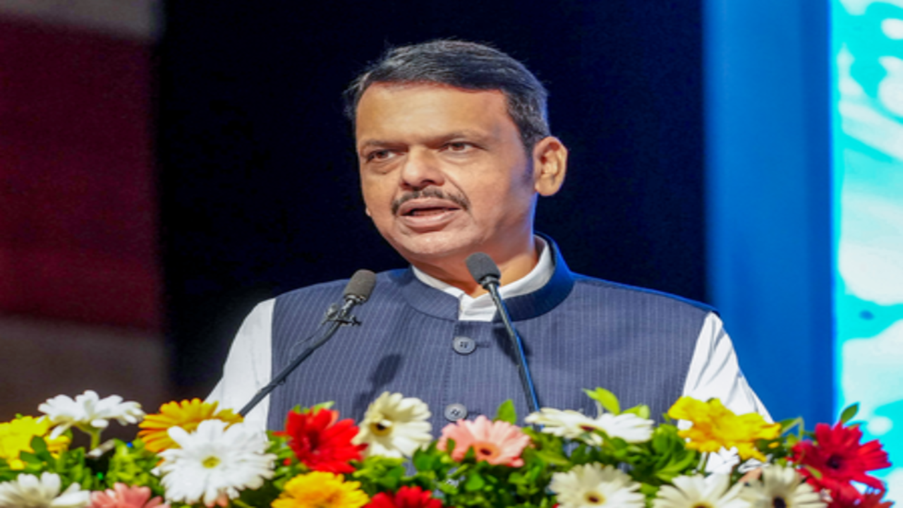महाराष्ट्र में मतदाता सूची सत्यापन के लिए अतिरिक्त अवसर, सुधार के लिए 13 नवंबर तक करें आवेदन : सीएम देवेंद्र फडणवीस