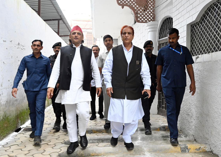 आजम पर ईडी की कार्रवाई को लेकर अखिलेश बोले-विपक्षी नेताओं को निशाना बना रही सरकार