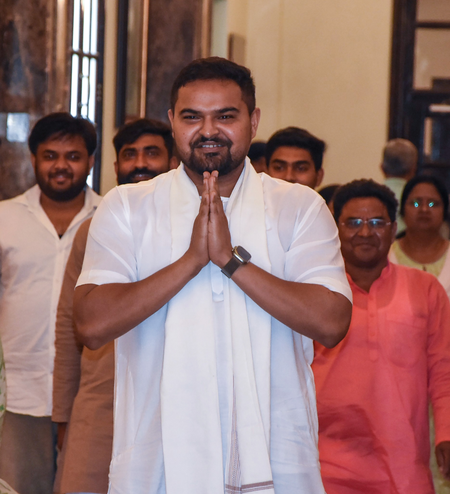 श्रावस्ती एयरपोर्ट के निर्माण में गड़बड़ी का आरोप, विधायक प्रतीक भूषण सिंह ने सीएम योगी से मांगी उच्चस्तरीय जांच