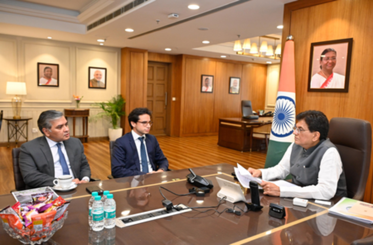 पीयूष गोयल ने लॉरियल ग्रुप के अधिकारियों के साथ की बैठक, भारत के ब्यूटी और पर्सनल केयर सेक्टर को बढ़ावा देने पर की चर्चा