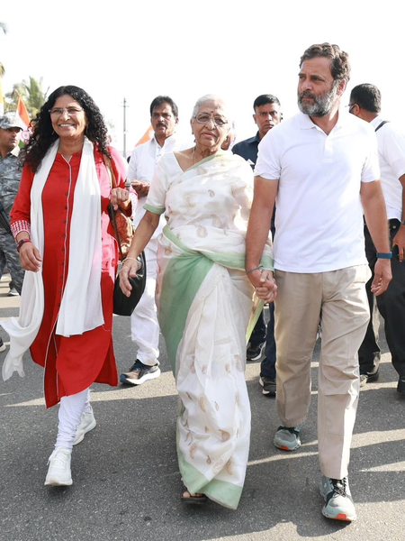 कर्नाटक के सीएम ने इंदिरा लंकेश के निधन पर जताया दुख, साहित्य में उनके योगदान को सराहा