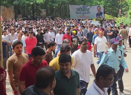आईआईआईटी रांची में छात्र की मौत के बाद बवाल, निदेशक के इस्तीफे की मांग