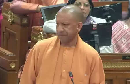 यह नया उत्तर प्रदेश है, आज प्रदेश में न दंगे हैं, न अराजकताः सीएम योगी