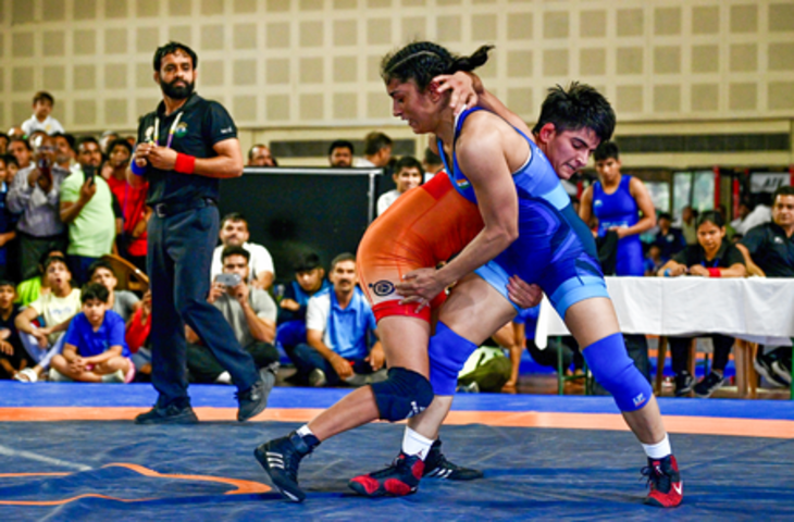 विनेश फोगाट ने करीबी मुकाबले में निशु को 7-6 से हराया, एशियाई खेलों के चयन ट्रायल के सेमीफाइनल में पहुंची दिग्गज पहलवान