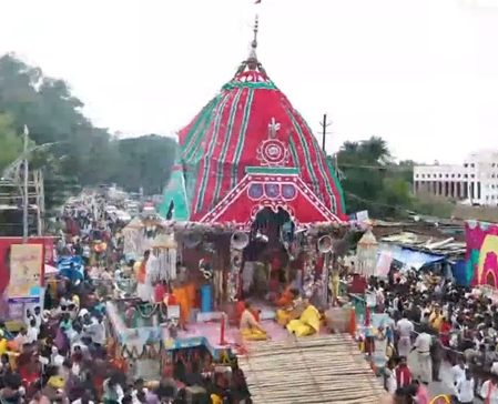 रांची में स्वामी जगन्नाथ की 335वीं ऐतिहासिक रथयात्रा में उमड़ा आस्था का सैलाब