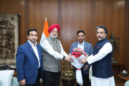 महाराष्ट्र: बंदरगाह और समुद्री विकास परियोजनाओं को जल्द मंजूरी दिलाने की मांग, केंद्रीय मंत्री से मिले नितेश राणे